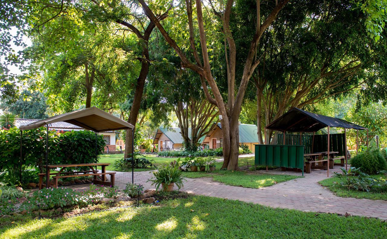 Fringilla Lodge Chisamba Bagian luar foto